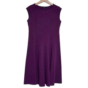 Lands’ End 10/12 stretch wine sleeveless fit + flare flattering dress‎